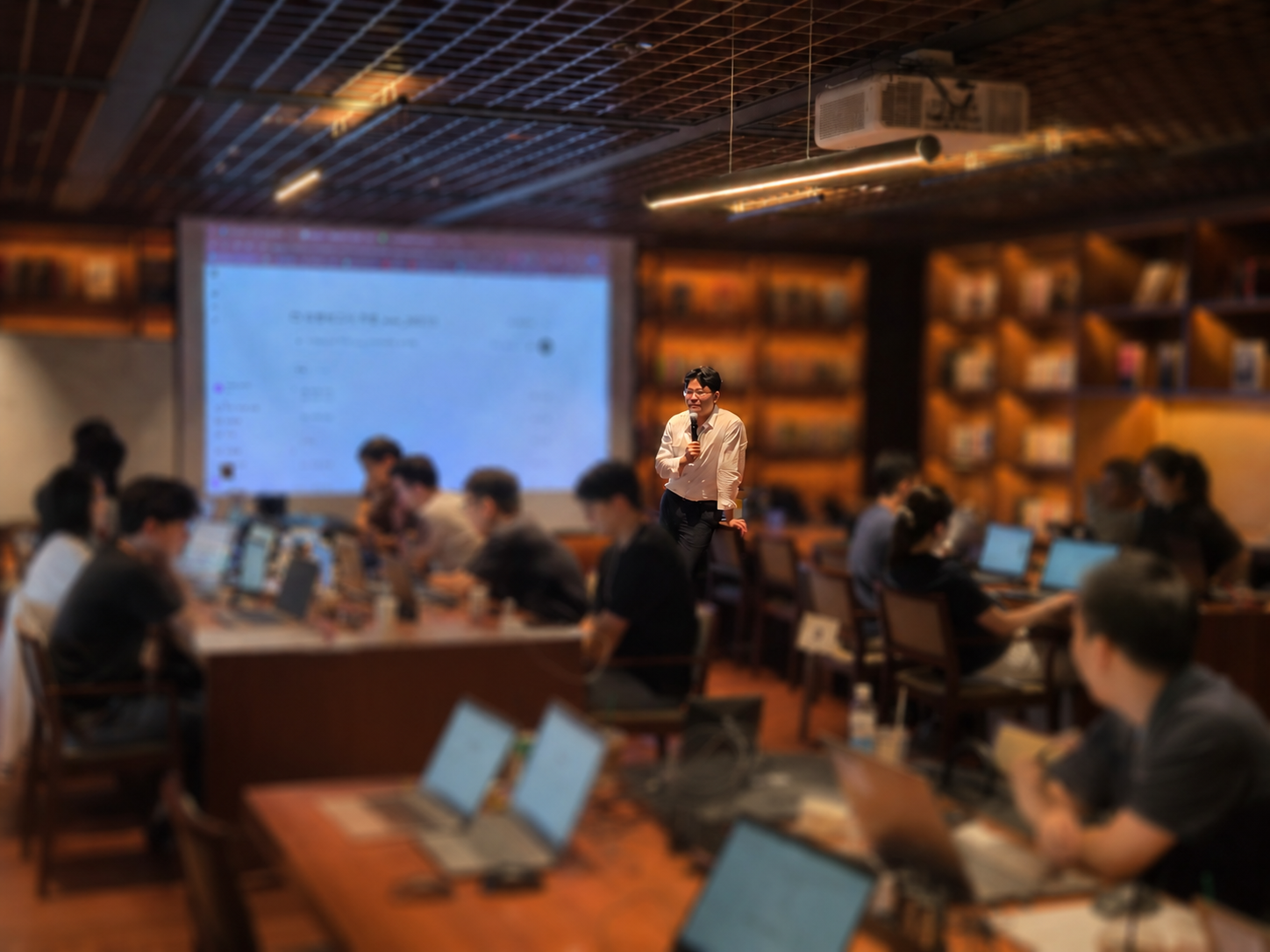 재무직군 AI 특화 과정 강의 현장 전경